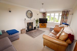 Lounge- click for photo gallery